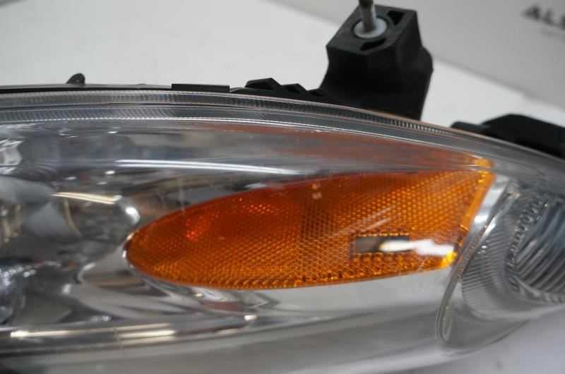 2014 Nissan Juke Driver Left Front Head Light 26125-1KM0B OEM - Alshned Auto Parts