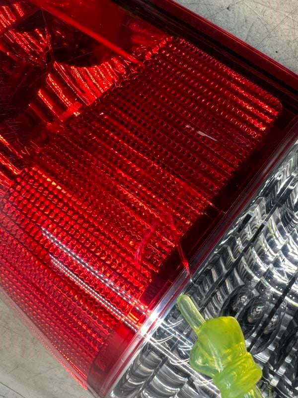 04-15 Nissan Titan Rear Left Driver Side Tail Light Lamp 26555-7S216 OEM *ReaD* - Alshned Auto Parts