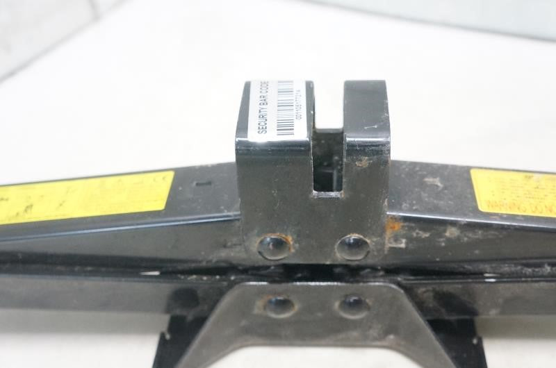 2015 Hyundai Tucson Lift Jack 09110-2S100 OEM - Alshned Auto Parts