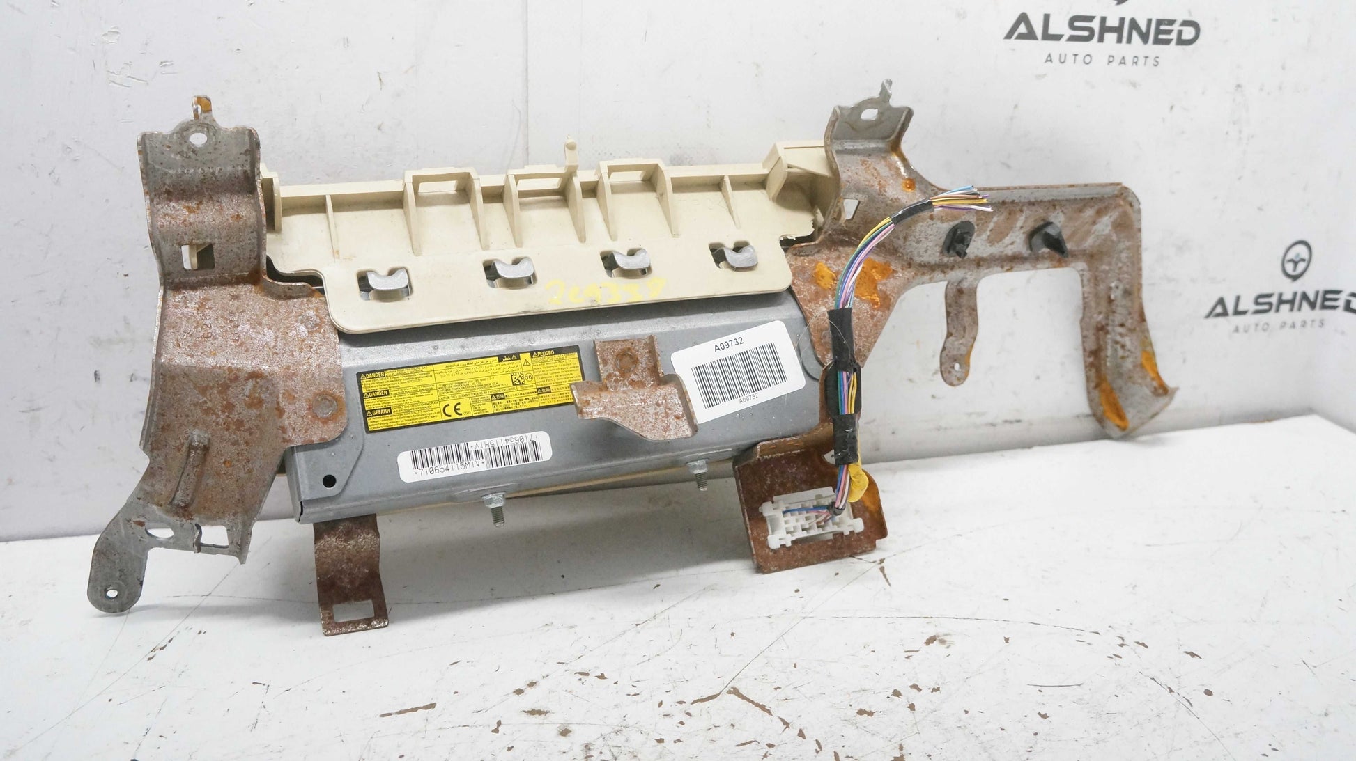 2014-2019 Toyota Highlander Driver Left Knee Airbag Beige 73900-0E050-A0 OEM - Alshned Auto Parts