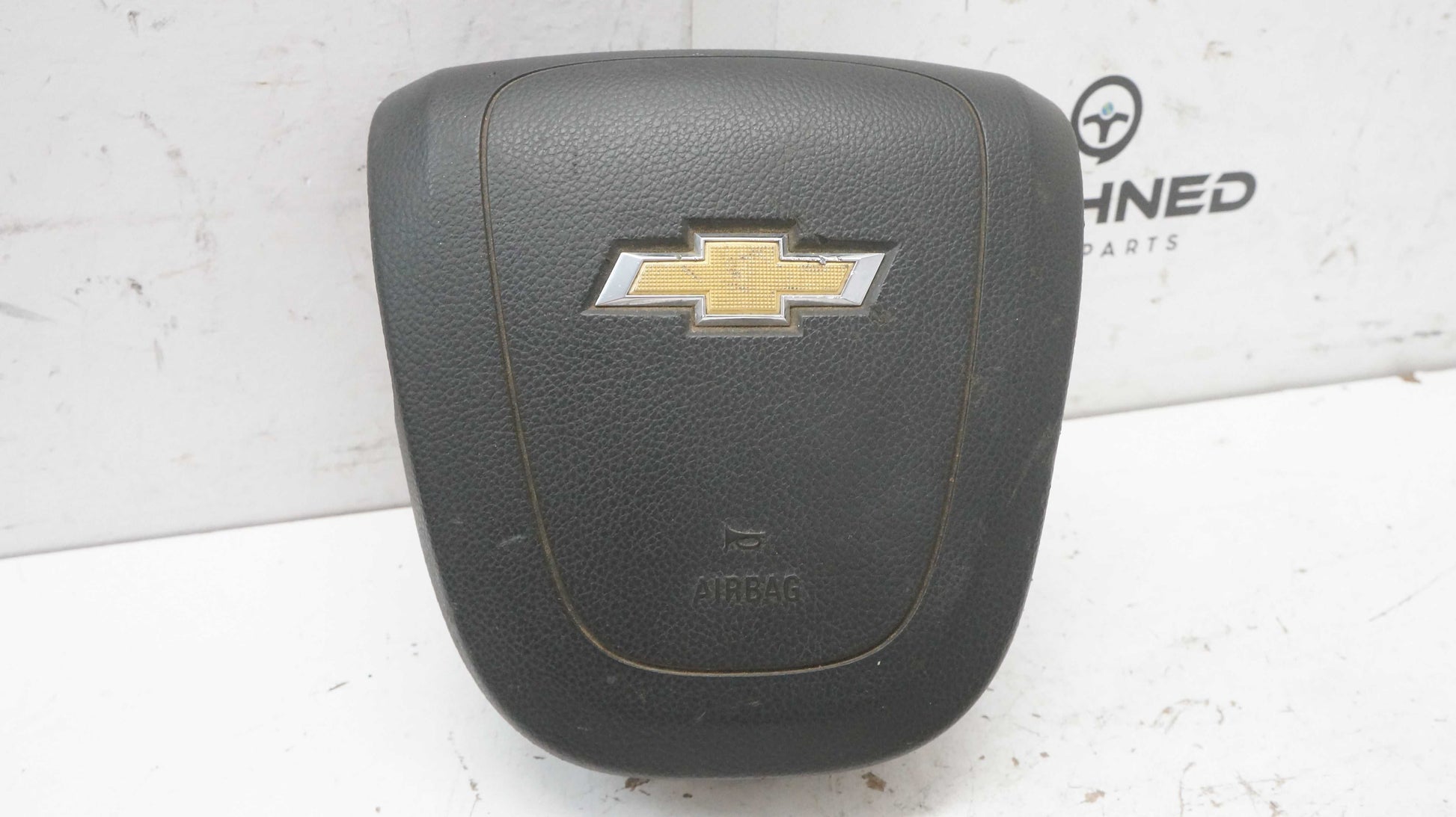 2011-2013 Chevrolet Cruze Left Driver Steering Wheel Airbag Black 95214734 OEM Alshned Auto Parts