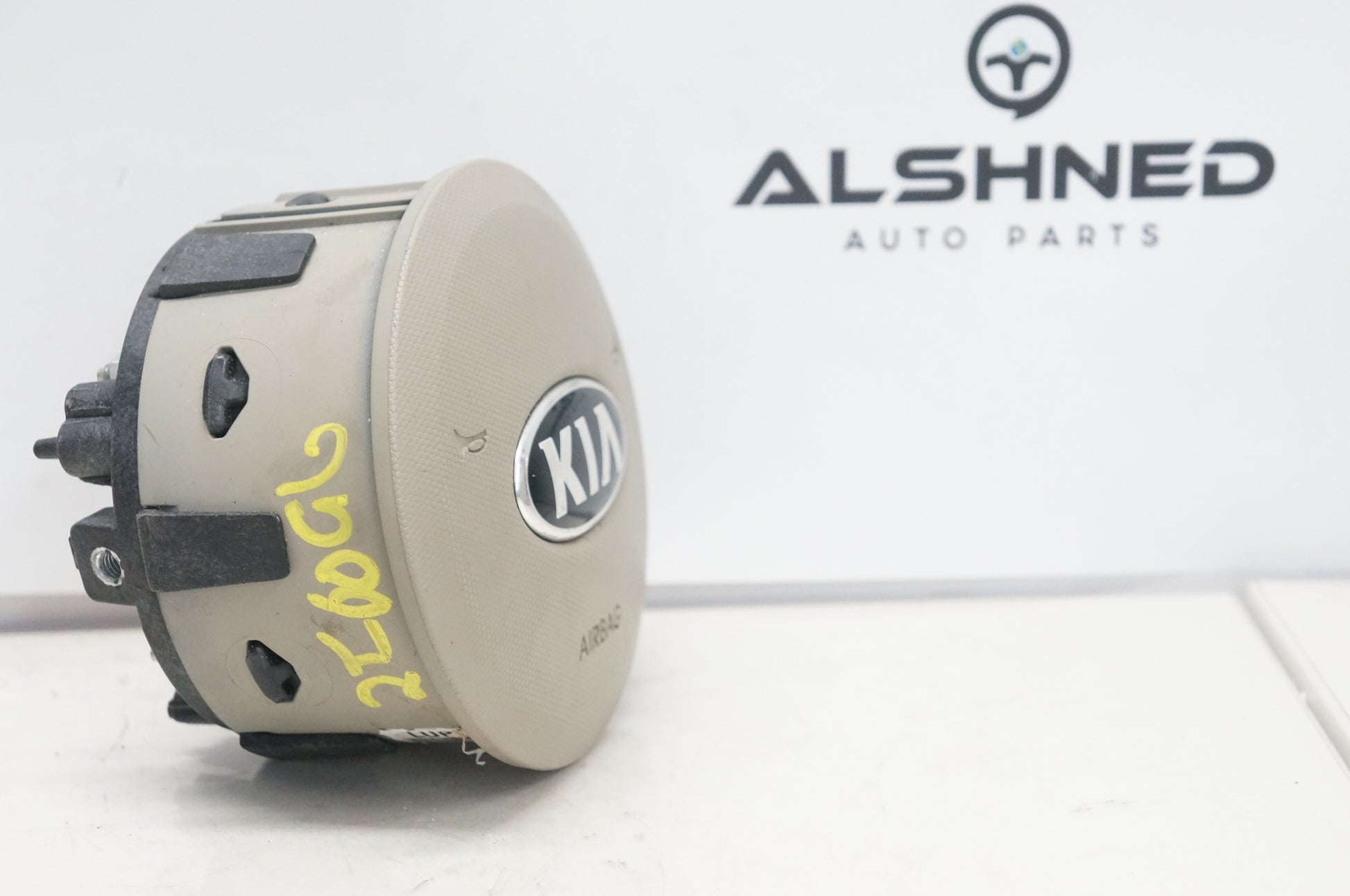 2013 Kia Soul Driver Steering Wheel Airbag Air Bag OEM 569002K501UP - Alshned Auto Parts