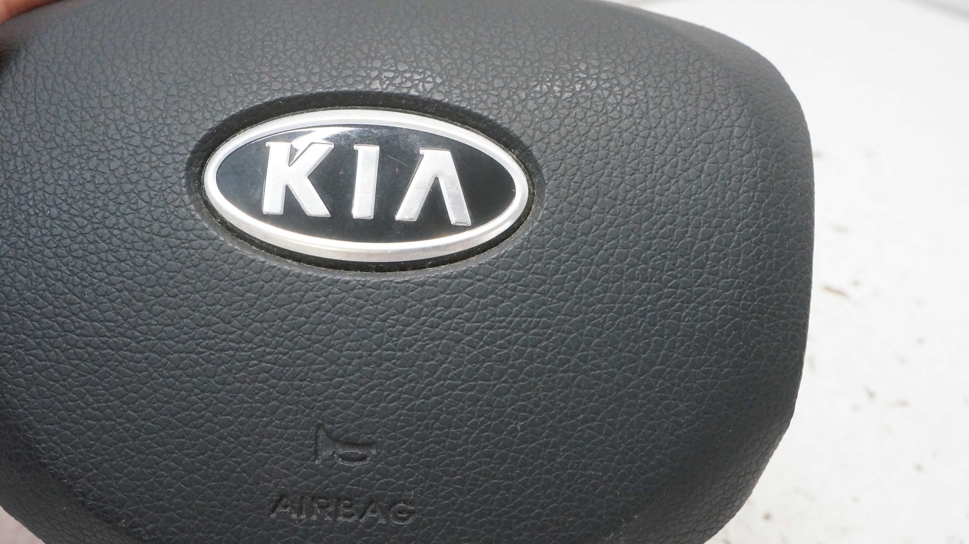 2011-2012 Kia Optima Left Driver Steering Wheel Airbag Black 569002T500VA OEM - Alshned Auto Parts