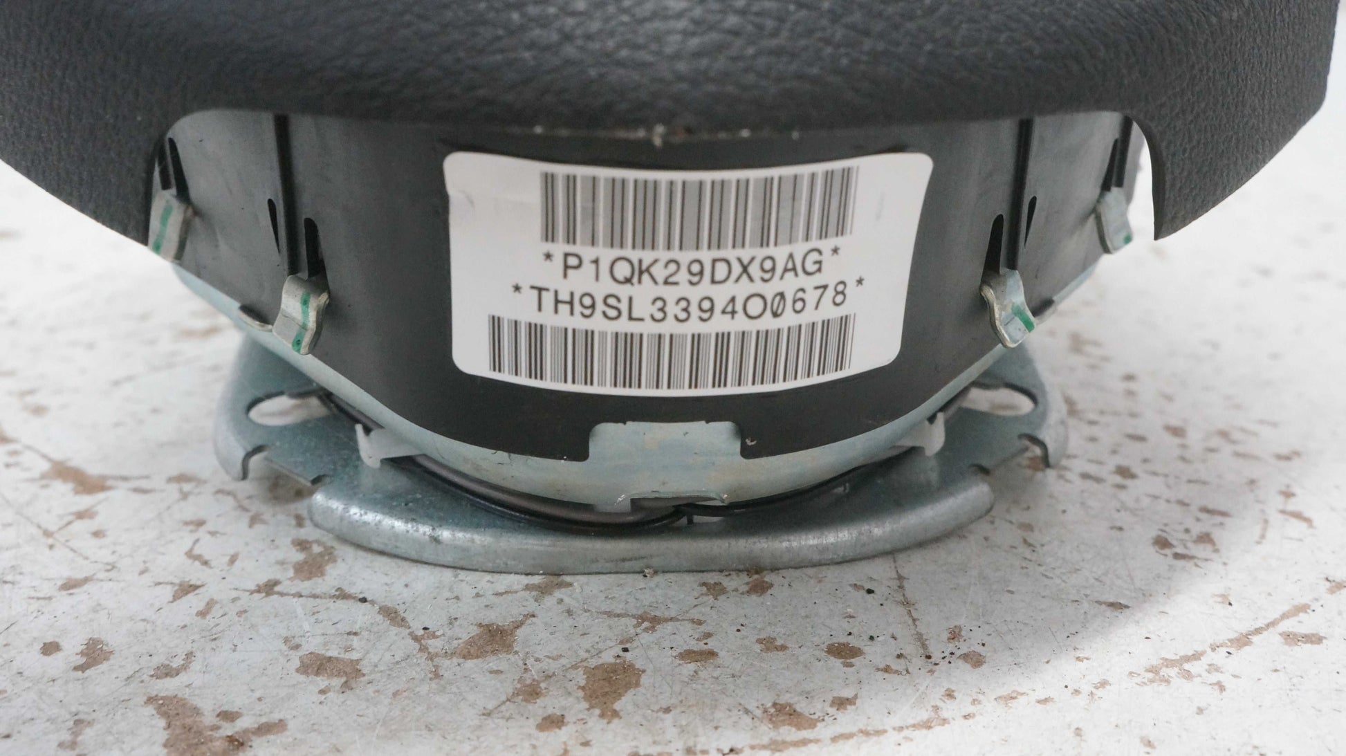 2013-2020 Dodge Caravan Left Driver Steering Wheel Airbag Black P1QK29DX9AG OEM - Alshned Auto Parts