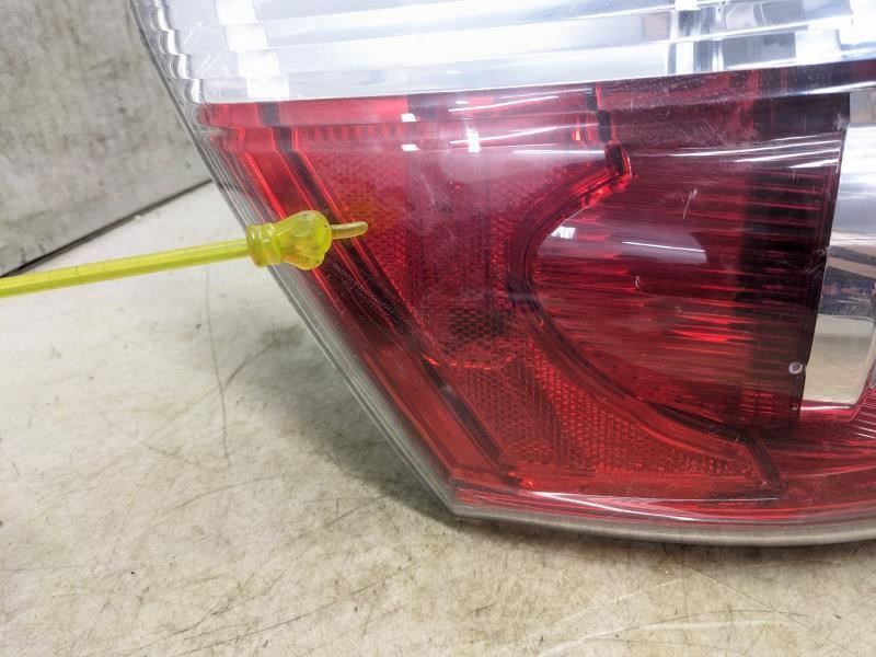 2007-2012 GMC Acadia Rear Left Driver Side Tail Light Lamp 20912757 OEM - Alshned Auto Parts