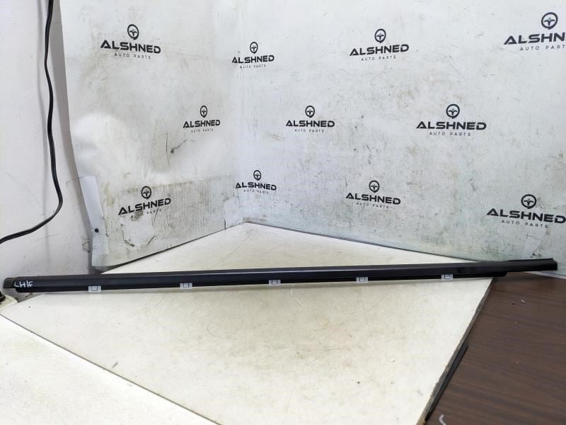 2017-2018 Hyundai Elantra Front Left Outside Belt Molding 82210-F2000 OEM - Alshned Auto Parts