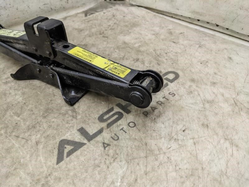 2013-2017 Nissan Juke Lift Jack 995501KA1A OEM - Alshned Auto Parts