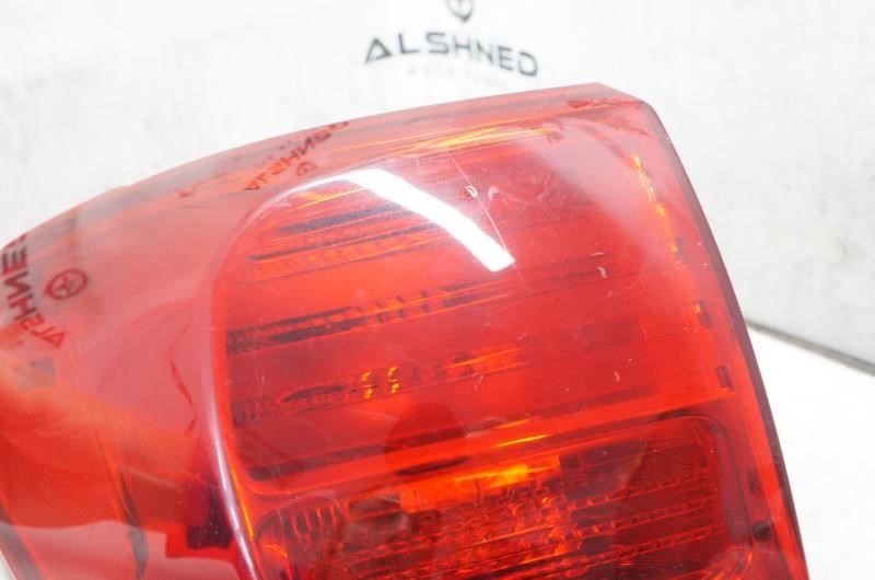 2016-2018 Kia Sedona Rear Left Driver Side Tail Light Lamp 92401-A9010 OEM *ReaD - Alshned Auto Parts