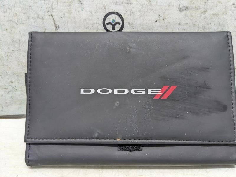 2015 Dodge Durango User Guide set with Case 15WD01-926-AA OEM - Alshned Auto Parts