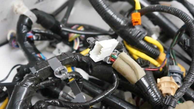 2016 Mazda CX-3 Body Wiring Harness DF1G67050B OEM - Alshned Auto Parts