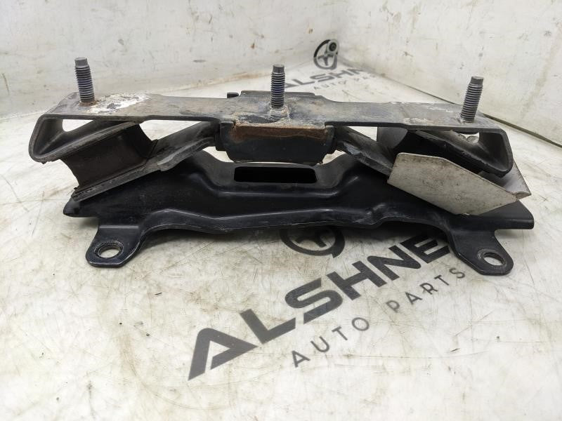 2019-2023 Ram 1500 Laramie 8HP75 AT Mount Bracket w Insulator 68264784AF OEM - Alshned Auto Parts