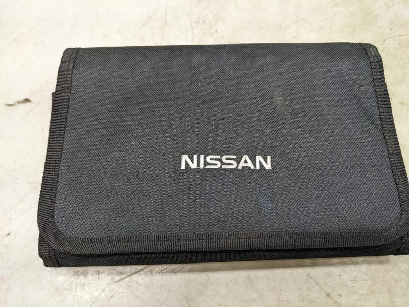 2013 Nissan Rogue Owners Manual set with Case OM3E-0S35U0 T00UM-JM04D OEM - Alshned Auto Parts