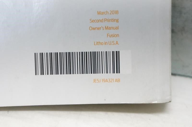 2018 Ford Fusion Owners Manual set JE5J-19A321-AB OEM - Alshned Auto Parts