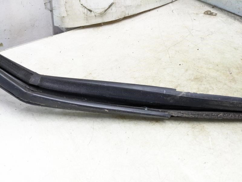 2007-18 Jeep Wrangler Front Left Door Glass Run Channel Weatherstrip 55395729AF - Alshned Auto Parts