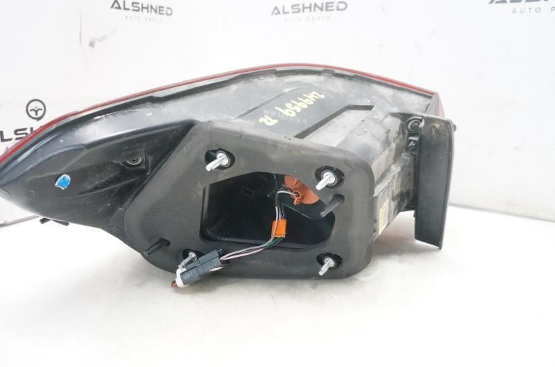 2014-2016 Kia Cadenza Rear Right Quarter Panel Tail Light 924023R620 OEM - Alshned Auto Parts