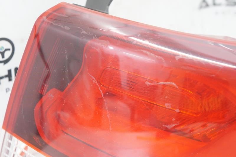 2018 Hyundai Santa Fe XL Right Passenger Rear Tail Light Quarter 92402-B8630 OEM - Alshned Auto Parts