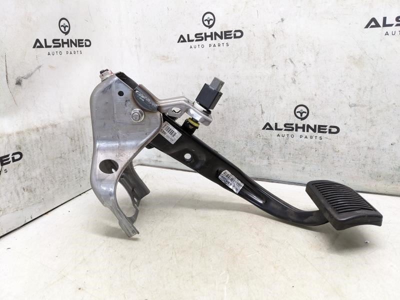 2016-20 Hyundai Elantra Brake Stop Foot Pedal w/ Support Bracket 32800-F2200 OEM - Alshned Auto Parts