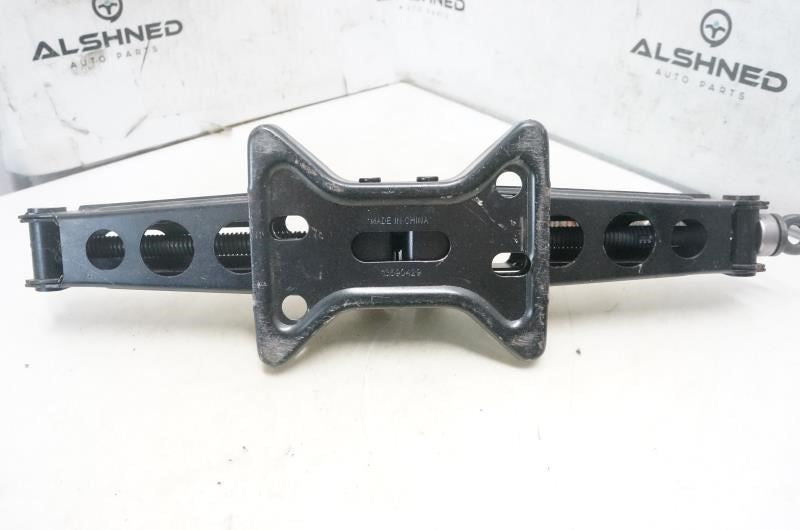 2018 Chevrolet Equinox Scissor Lift Jack 25877904 OEM 22722565 OEM - Alshned Auto Parts