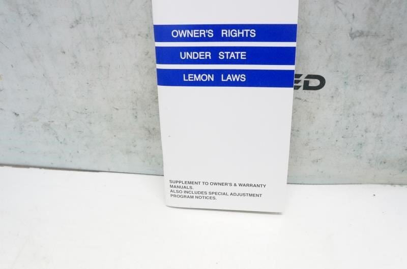 2015 Chrysler 200 User Guide set with Case 15UF-926-AA OEM - Alshned Auto Parts