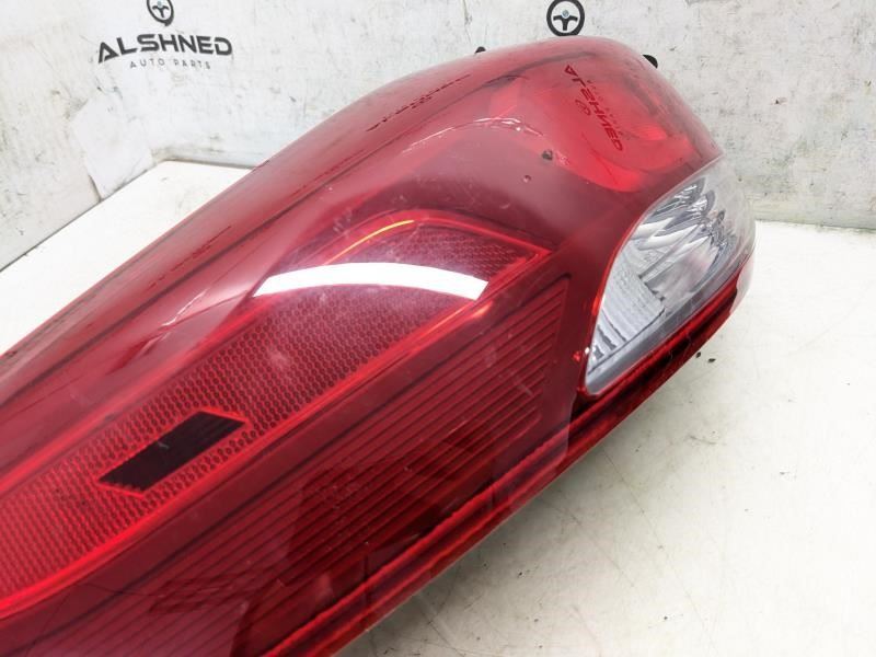 2017-2018 Hyundai Elantra Rear LH Driver Tail Light Lamp 92401-F3000 OEM *ReaD* - Alshned Auto Parts