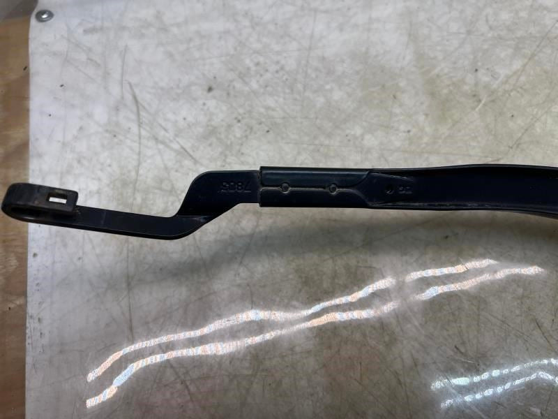 2010-2015 Toyota Prius Front Right Windshield Wiper Arm 85211-47100 OEM - Alshned Auto Parts