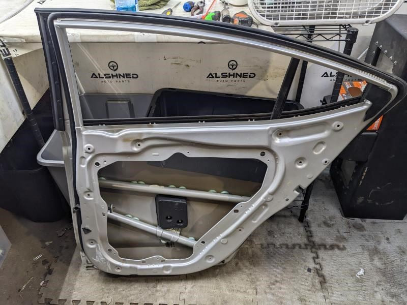 2017-2020 Hyundai Elantra Sedan US Rear Right Door Shell 77004-F3000 OEM *ReaD* - Alshned Auto Parts