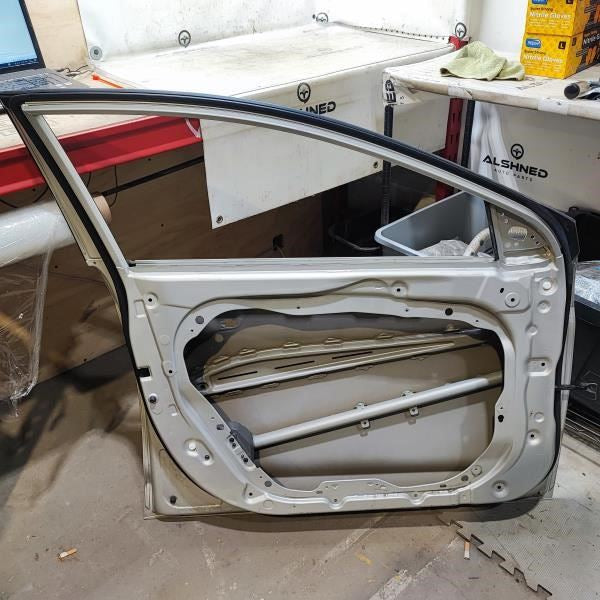 2017-20 Hyundai Elantra Sedan Front Left Door Shell Panel 76003-F3000 OEM *ReaD* - Alshned Auto Parts