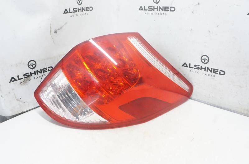 2006-2008 Toyota RAV4 Right Passenger Rear Tail Light 81551-42100 OEM *ReaD* - Alshned Auto Parts