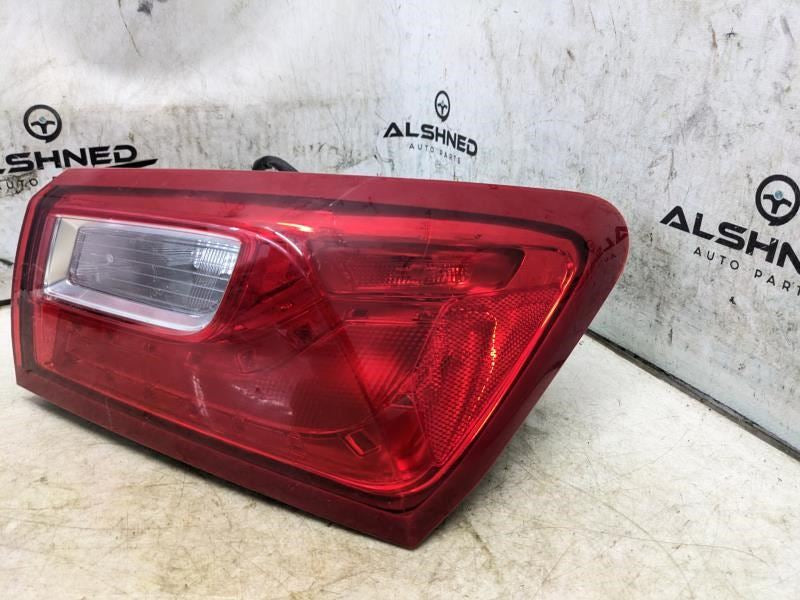 2016-2022 Chevrolet Malibu Rear Passenger Right Taillight Stop Lamp 84882384 OEM - Alshned Auto Parts