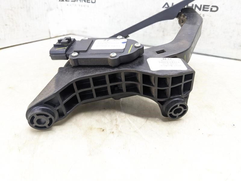 2012-2015 Kia Optima Gas Fuel Accelerator Pedal 32700-3Q110 OEM - Alshned Auto Parts