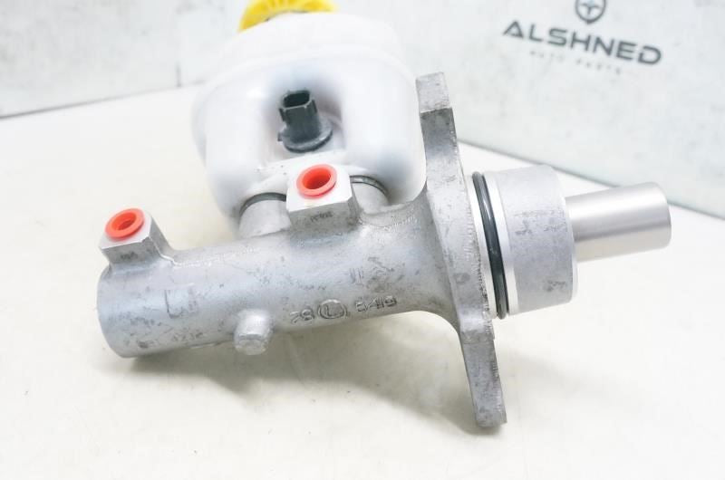 2011-2018 Ram 1500 Brake Master Cylinder w Reservoir 68000908AB OEM - Alshned Auto Parts