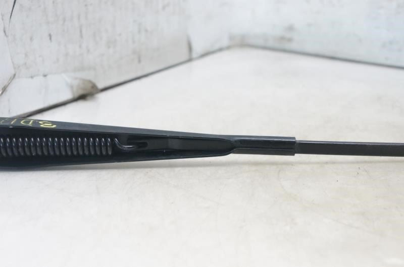 2012-2015 Volkswagen Passat Front Passenger Right Wiper Arm  561955406 OEM - Alshned Auto Parts