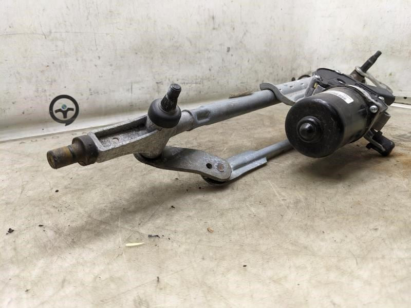 12-16 Chrysler Town&Country FR Windshield Wiper Motor&Linkage 5113043AE - Alshned Auto Parts