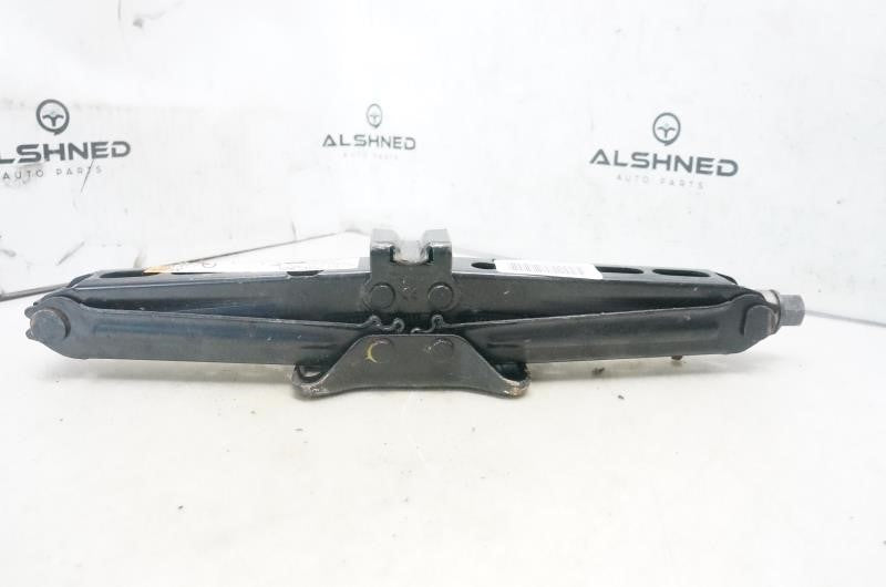 2018-2023 Chevrolet Equinox Jack Tool 84320543 OEM - Alshned Auto Parts