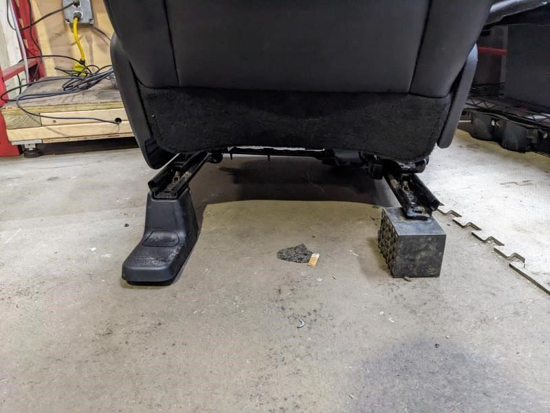 2019-2023 Ram 1500 Laramie Front Left Seat 6RE44BD3AD 6RE57BD3AE OEM - Alshned Auto Parts