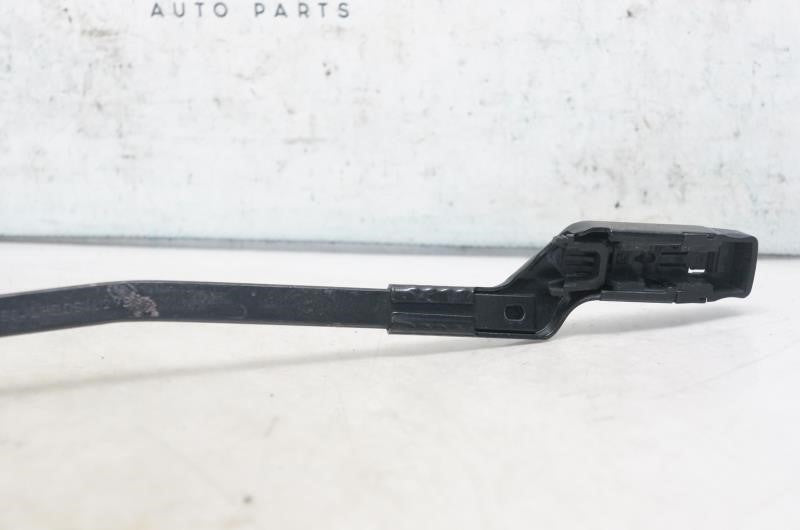 2015 Volvo V60 Front Driver Left Wiper Arm 30753504  OEM - Alshned Auto Parts