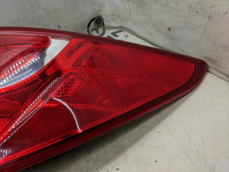 2013-2016 Hyundai Santa Fe Sport Rear Right Side Tail Light Lamp 92402-4Z0 OEM - Alshned Auto Parts