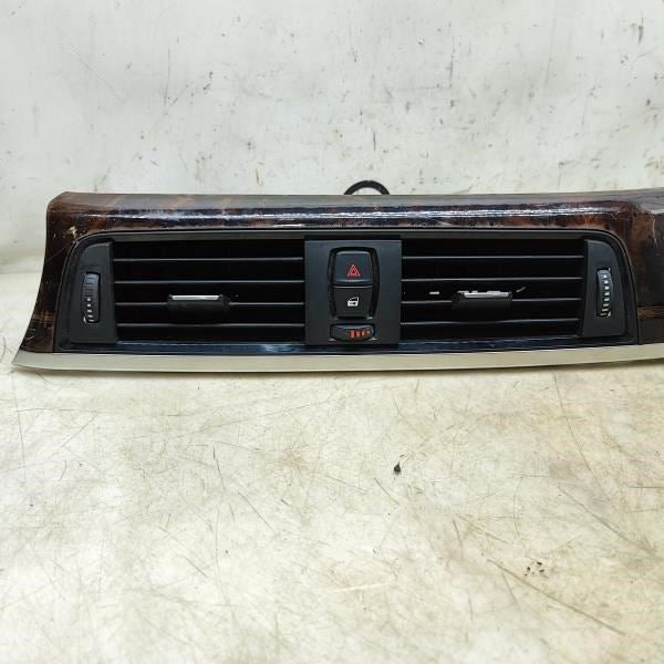 14-18 BMW 320I Center Dash Air Vent w/ Bezel Hazard Switch 64229218552 OEM *ReaD - Alshned Auto Parts