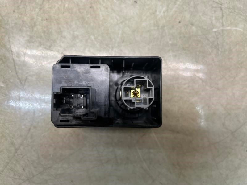 2015-20 Ford F150 Dash 12V Power Outlet Auxiliary & Cover FL3T-19G310-BC OEM - Alshned Auto Parts