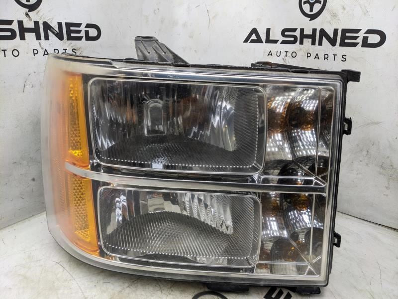 07-14 GMC Sierra 2500 HD Passenger Right Headlight Lamp 20980242 OEM *ReaD* - Alshned Auto Parts