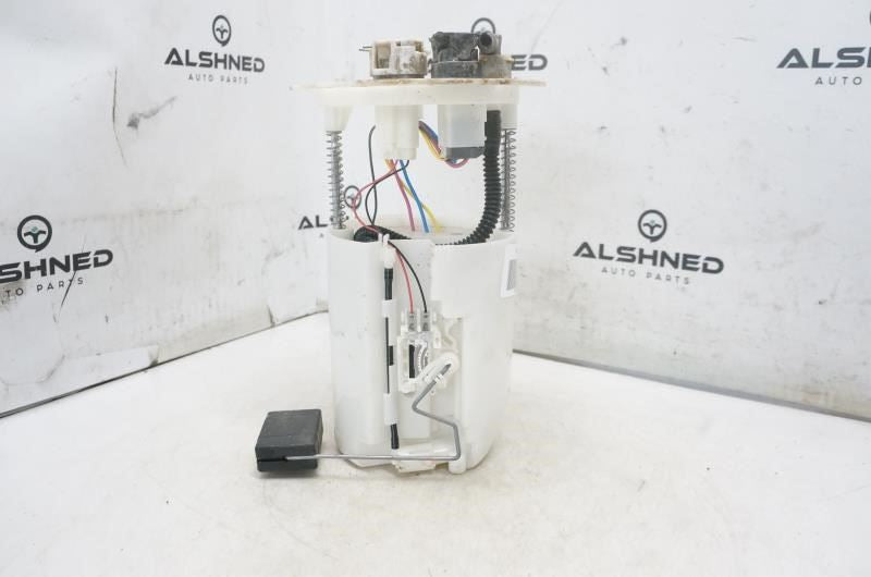 2017-2019 Toyota Sienna Fuel Pump Assembly 77020-08070 OEM - Alshned Auto Parts