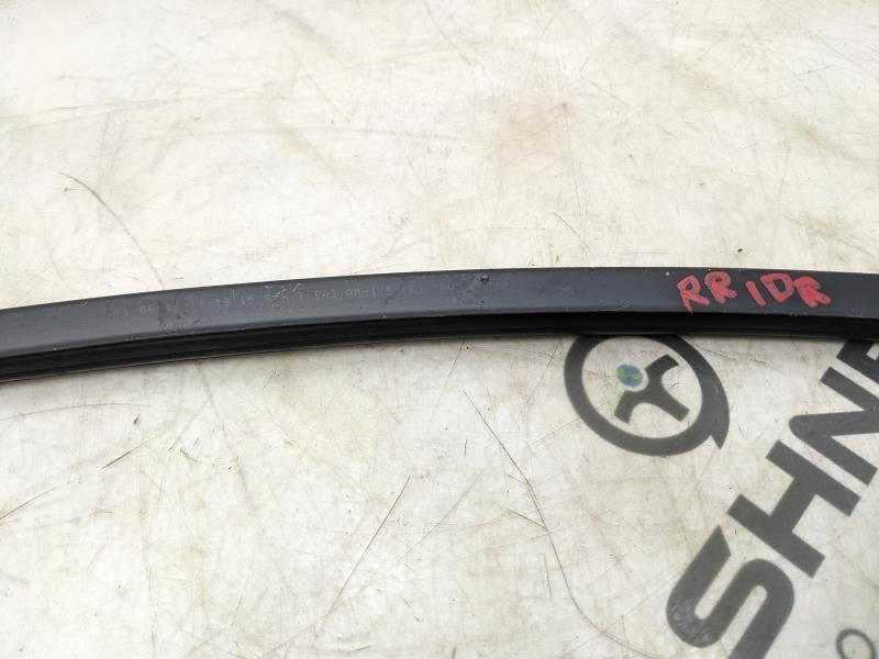 2011-13 Kia Soul+ RR Left Door Window Inner Belt Weatherstrip 83231-2K001WK OEM - Alshned Auto Parts