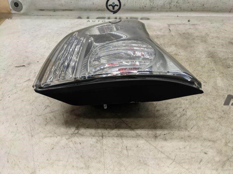 2007-2009 Lexus RX350 Rear Right Lifgate Mounted Tail Light Lamp 81581-48051 OEM - Alshned Auto Parts