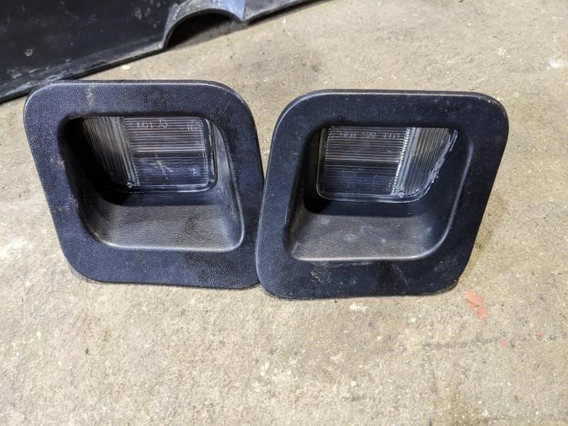 2015-2018 Ram 1500 Rebel RR Bumper Step Pad w License Plate Lamps 55112621AA OEM - Alshned Auto Parts