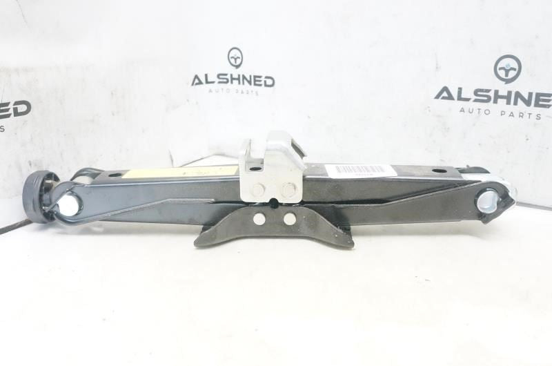 2009-2016 Audi A5  Lift Jack 8K0011031D OEM - Alshned Auto Parts