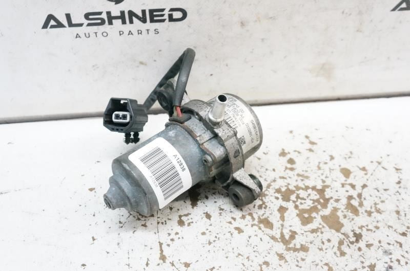 2011-2014 Dodge Caravan Brake Booster Vacuum Pump 04581541AA OEM - Alshned Auto Parts