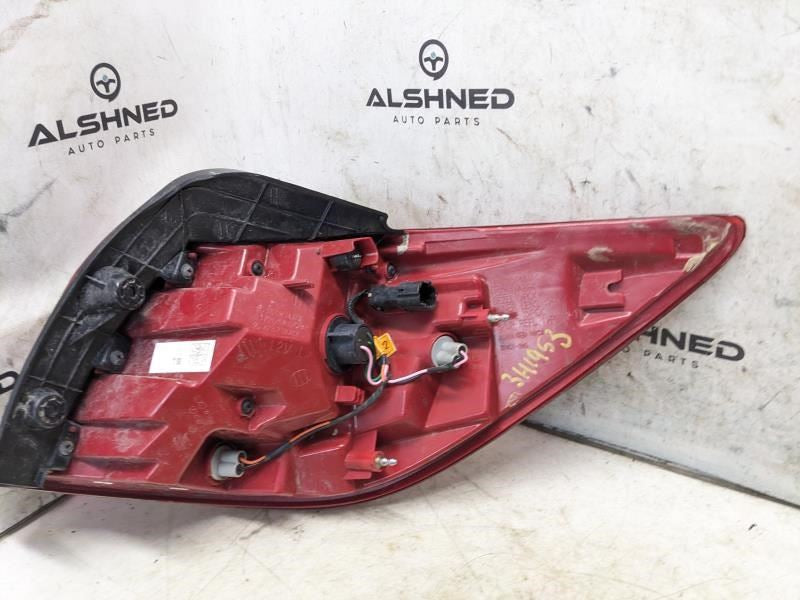 2014-2016 Kia Sportage Rear Left Driver Side Tail Light Lamp 92401-3W520 OEM - Alshned Auto Parts