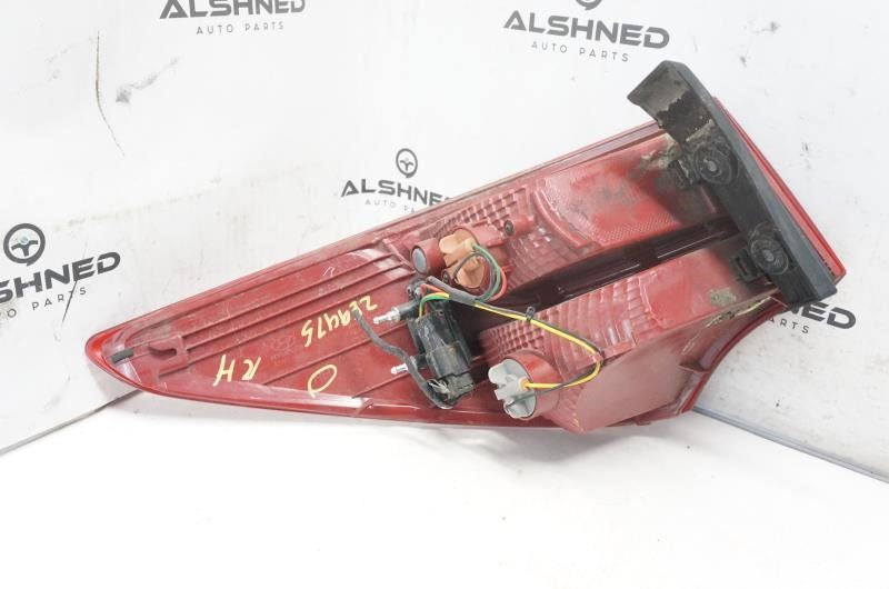 2013-2016 Hyundai Santa Fe Fuel Right Passenger Tail Light Lamp 92402-4Z0 OEM - Alshned Auto Parts