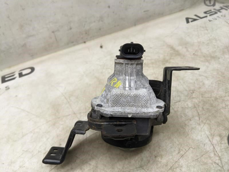 2015-2016 Chevrolet Cruze Front Right Fog Light Lamp 94523309 OEM - Alshned Auto Parts