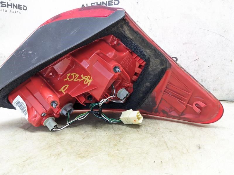 2009-2012 Toyota RAV4 Rear Left Driver Side Tail Light Lamp 81560-0R010 OEM - Alshned Auto Parts